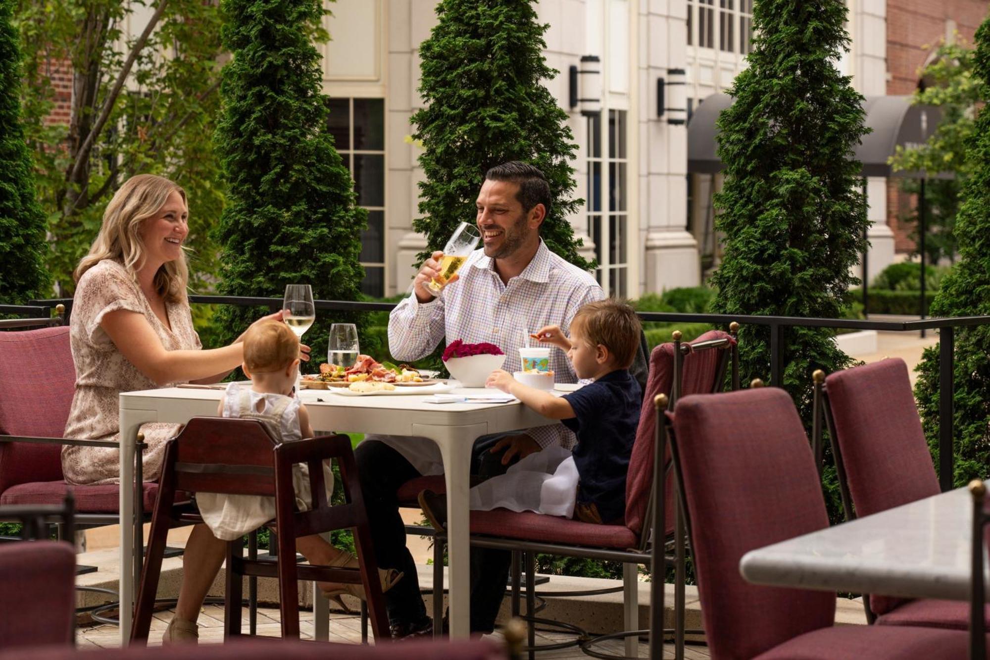מלון קלייטון The Ritz-Carlton, St. Louis מראה חיצוני תמונה